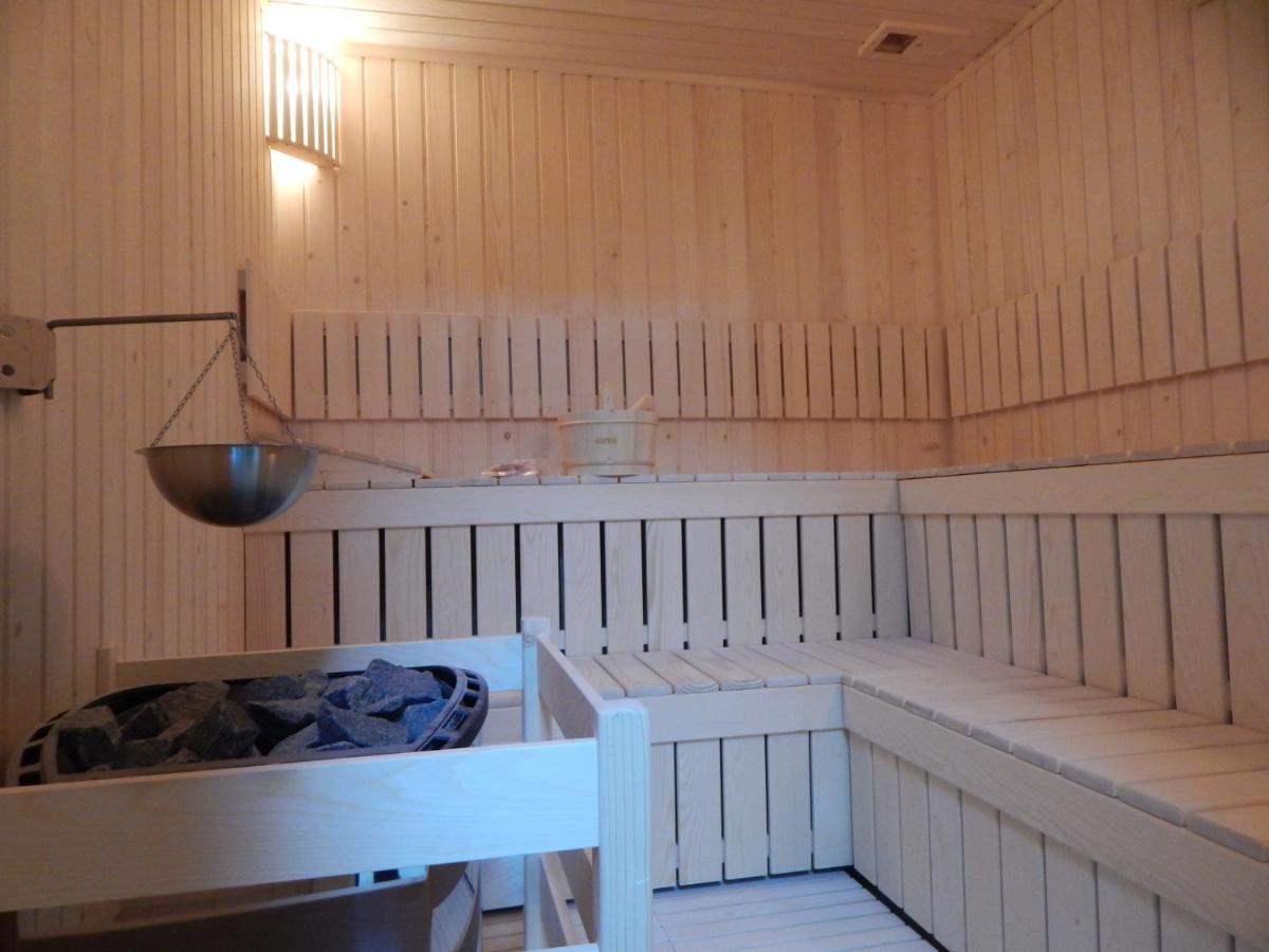 Hotel Traian Caciulata Călimăneşti エクステリア 写真