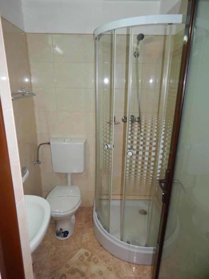 Hotel Traian Caciulata Călimăneşti エクステリア 写真