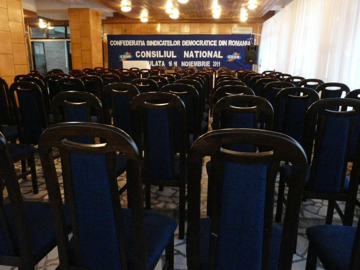 Hotel Traian Caciulata Călimăneşti エクステリア 写真